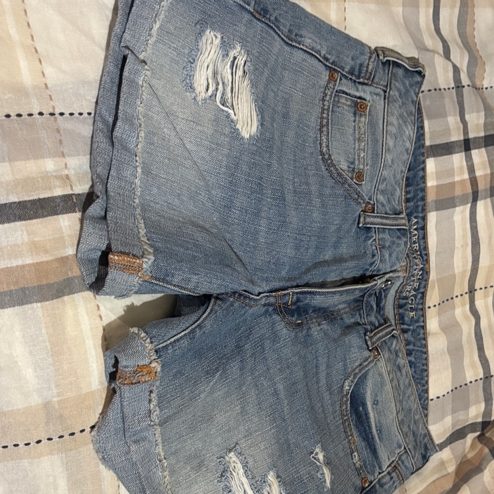 Casual Light Blue Distressed Denim Shorts